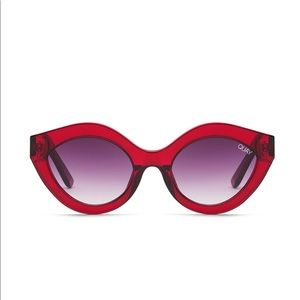 Quay Goodnight KISS Sunglasses